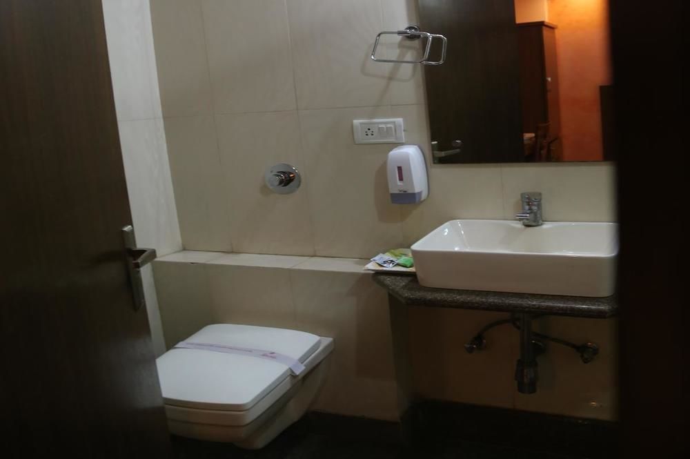 Hotel Grand Plaza New Delhi Ngoại thất bức ảnh